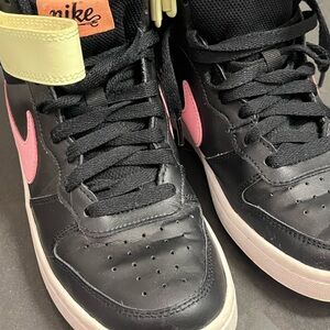 Nike US Size 5.5 Youth. Black high top sneaker w pink stripe and yellow strap